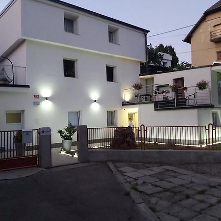 Rooms Panda Марібор Екстер'єр фото
